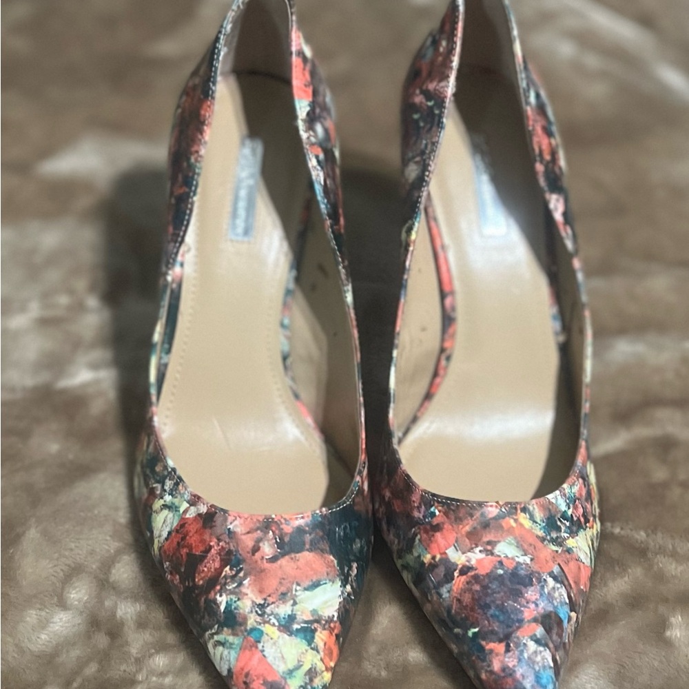 BCBGeneration Multicolor Abstract Heels